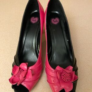 TUK Pink and Black Peep-Toe Heels with Floral Accent